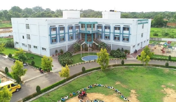Featured Image of Schools Near Prestige Greenbrook
